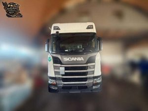 کشنده اسکانیا R 450 مدل 2018 با 995 هزار کارکرد